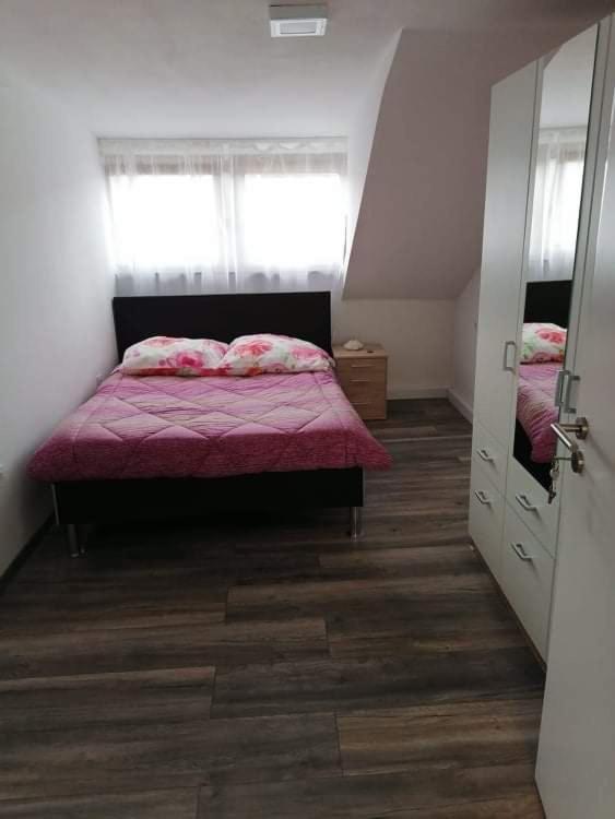Ferienwohnung Andreea Saarlouis Luaran gambar