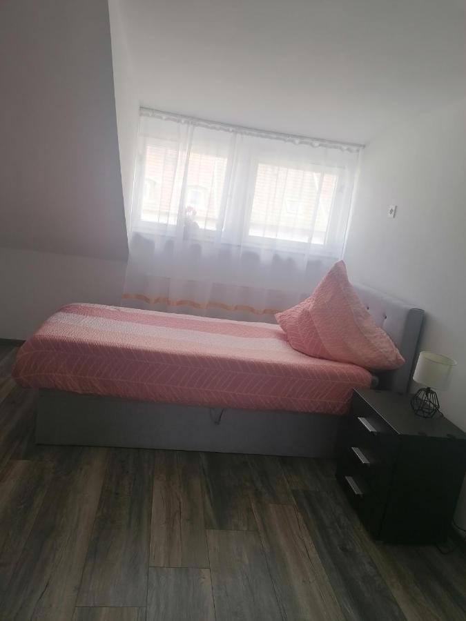 Ferienwohnung Andreea Saarlouis Luaran gambar